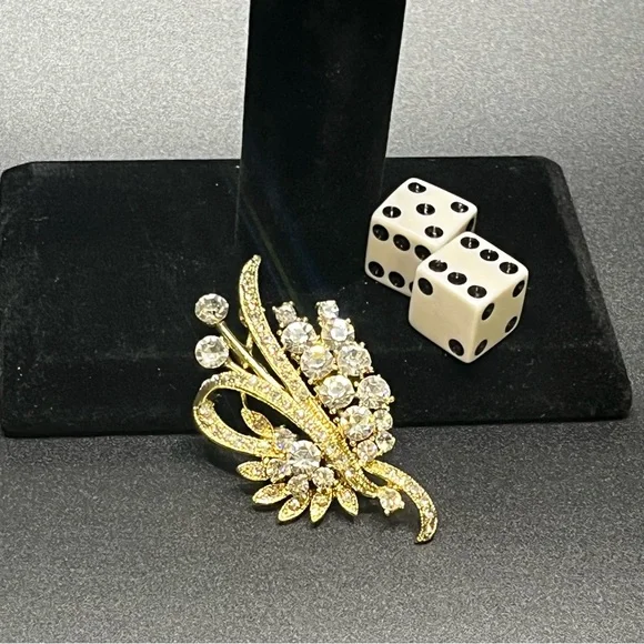 gold tone rhinestone floral spray brooch vintage style - Picture 6 of 6